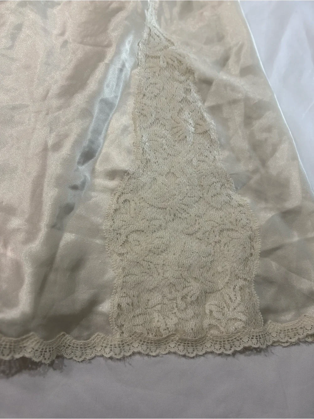 VTG Victorias Secret Ivory Slip Dress Gold Label Lace Satin Coquette Bridal Sz L